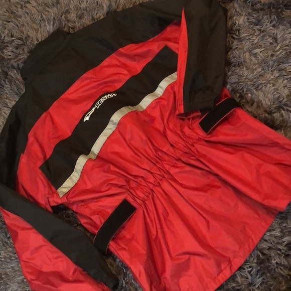 Teknic otisca red / black rain jacket with reflective back stripe. New! - Picture 8 of 14